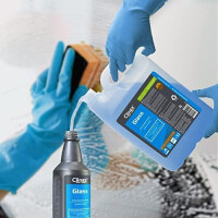 Efficient glass cleaning – intensive high-gloss cleaner for a streak-free shine, 5 liters